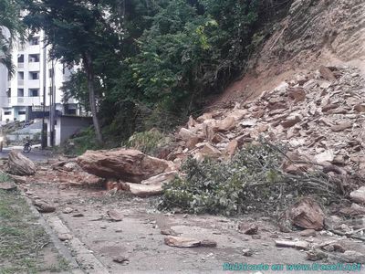 Reportan derrumbe en sector Las Chimeneas de Valencia