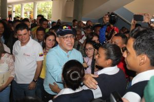 10 mil docentes se incorporan al MPPE con el Plan Chamba Juvenil