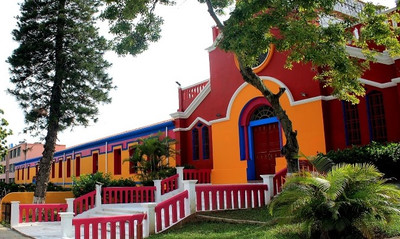 La Universidad Santa Rosa firmó convenio con Pontificio Colegio Mayor de San Carlos