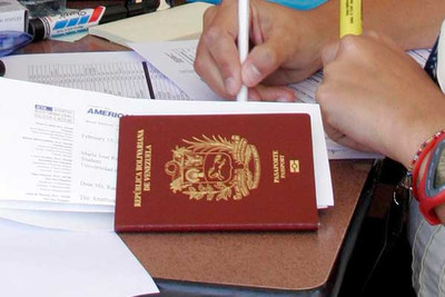 #AvisoOFICIAL #SAIME Extenderá vigencia de los #pasaportes viejos.