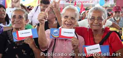 #3Nov #03Nov #Pensionados recibirán 3 meses de #aguinaldos con aumento de 30%